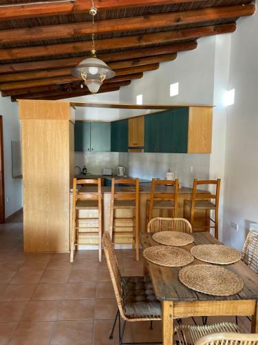 Traditional Holiday House In Louvaras Village