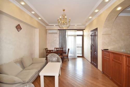Apartamento New Building Aram48/69in The Center Rep.square
