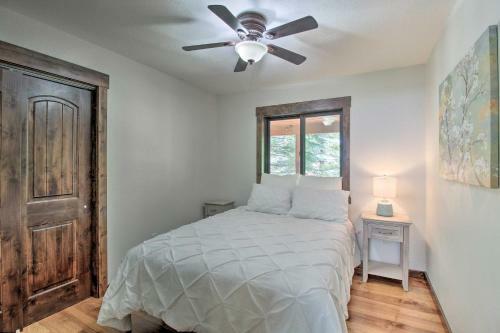 Spacious Pinetop Cabin With Deck, Grill And Yard!
