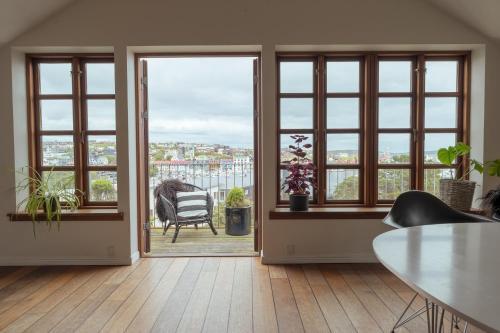 Apartamento Penthouse / 4 Br / Downtown / Harbour View