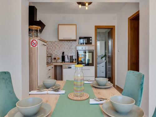 Hostal Rina Apartments