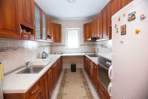 Apartment Aura
