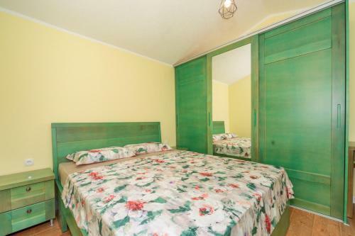 Apartamento Olive Hilltop Velembusi