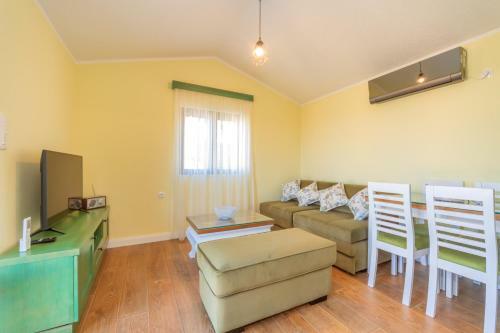 Apartamento Olive Hilltop Velembusi