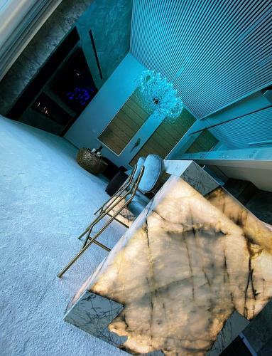 Luxury Queen V Apartment With Jacuzzi