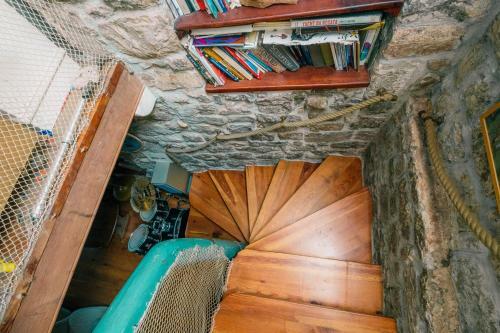 Authentic Boka House With Artistic Soul