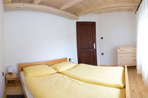 Apartma Mleku?