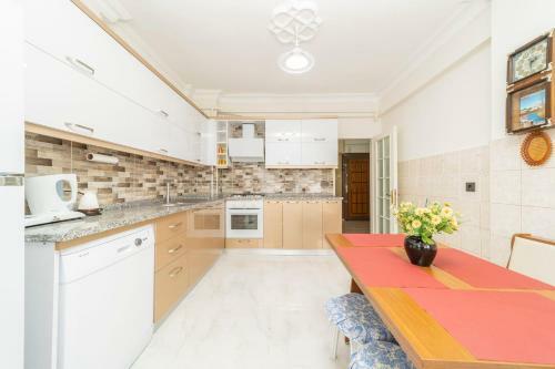 Apartamento Central And Pleasant Flat In Muratpasa