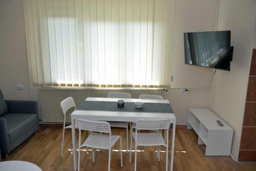 Apartamento Lovely 1-bedroom Condo In Kraljevo