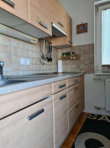 Sweet Sunny Apartment