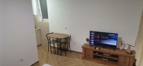 Nikoli? Apartment
