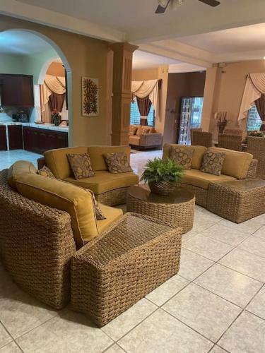 Villas Del �ngel - El Naranjal
