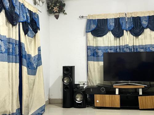 Leenash Homestay