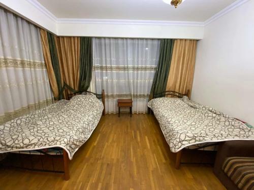 Four Season Hotel-luxury Apartments