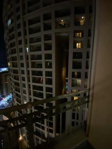 Four Season Hotel-luxury Apartments