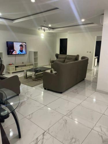 F-3 Luxury Apartment