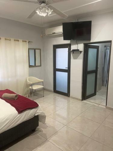 Hostal Ethithiya Guesthouse And Self-catering