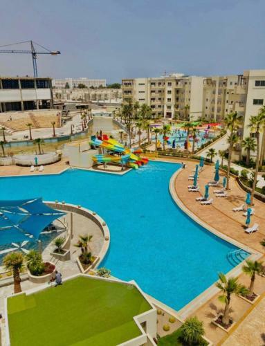 Apartamento Palm Lake Resort Lobna