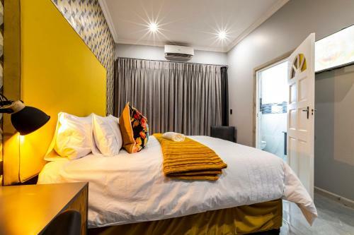 Hostal 5th On Preston Guest House