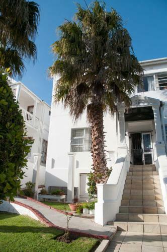 Hostal Altona Lodge