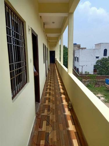 Spot On 92300 Hotel Priyal Inn