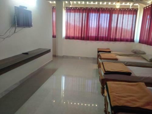 Gagan Homestay Giri