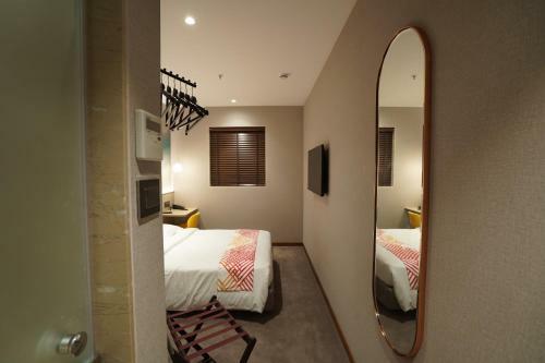 Hotel Ginger Mumbai, Goregaon