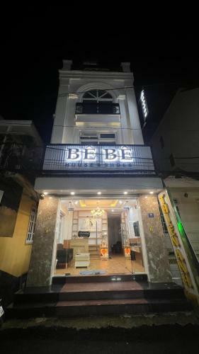 Hotel B� B� House