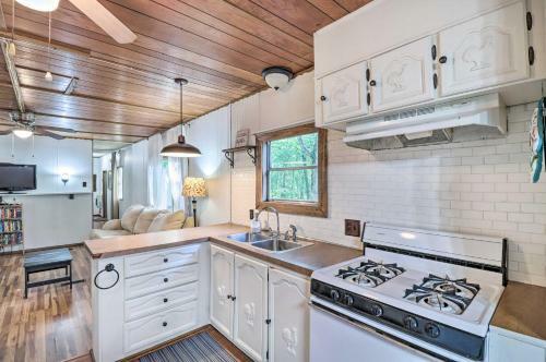 Tranquil Edgemont Home Near Greers Ferry Lake