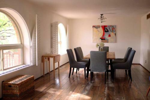 Casa Saguaro - Newly Remodeled, Pool And Mtn Views