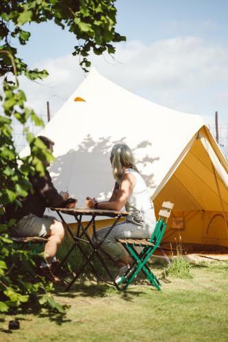Woolton Farm - Fruit Garden Bell Tents