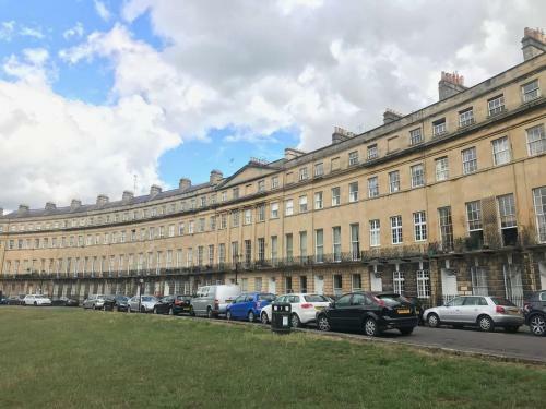 Lovely 1-bed Apartment In Bath
