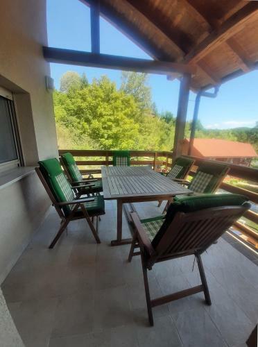 Riverside Vacation House Mre?nica