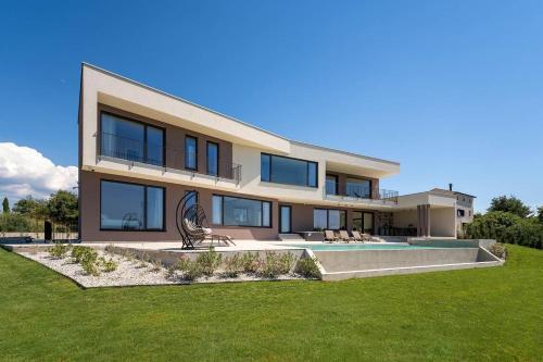 Villa Lumi