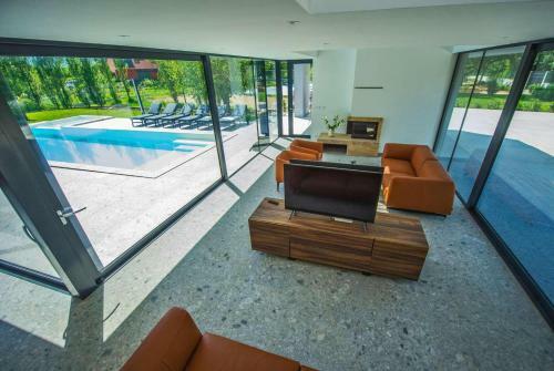 Villa Blue Star