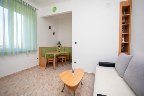 Apartman Lidija Koroma?no
