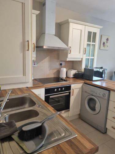 2bedroomed Apartment On First Floor With Balcony