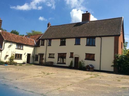 Valley Farmhouse B&B