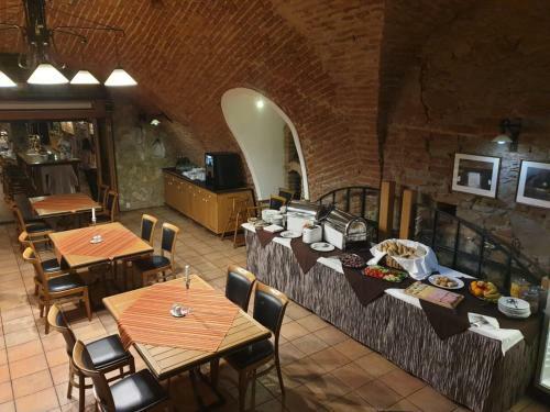 Hotel Kon�zek