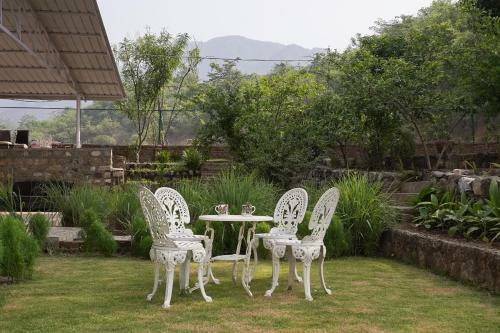 Villa Saffronstays Doon Valley View, Dehradun