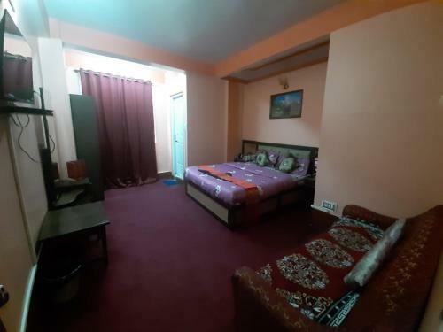 Hotel Kanchan View