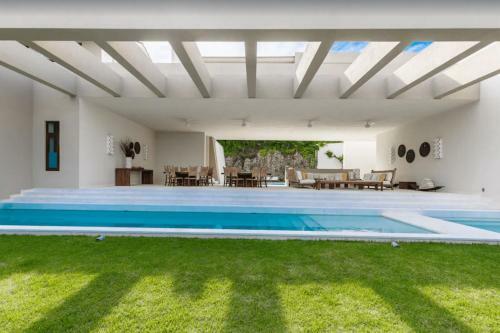 Luxury Estate In Punta Mita
