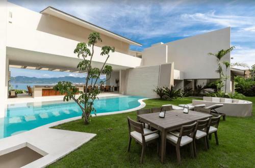 Luxury Estate In Punta Mita