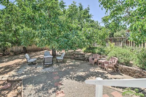 Charming Hilltop Home With Picture-perfect View