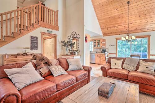 Spacious Lake Arrowhead Home With Putting Green