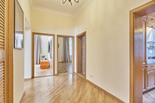 Villa Deluxe Apartments