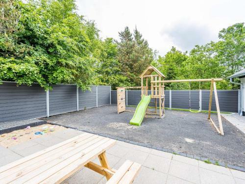 Holiday Home Tarm Lxxvi