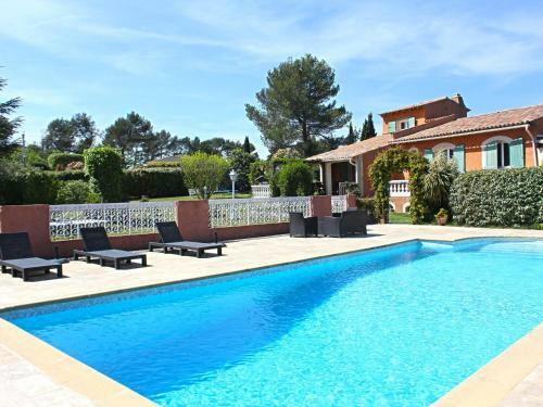 Villa Nycou