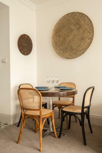 Apartamento Beautiful, Central, 3 Min Walk From Beach, 2 King Doubles