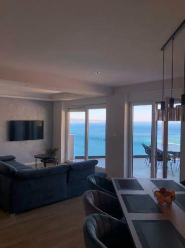 Apartamento Penthouse Sa Predivnim Pogledom